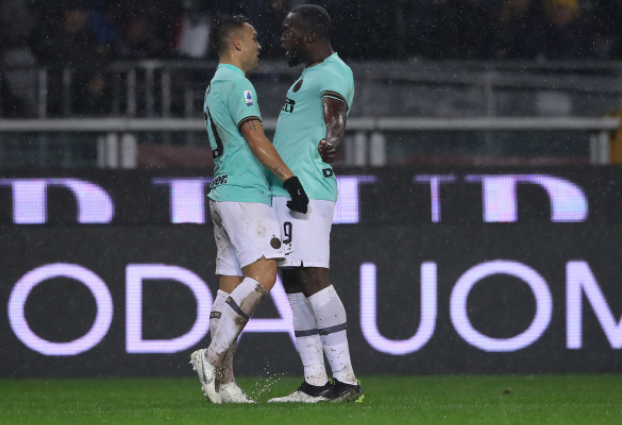 2, 国米补时逆转同城死敌登顶  